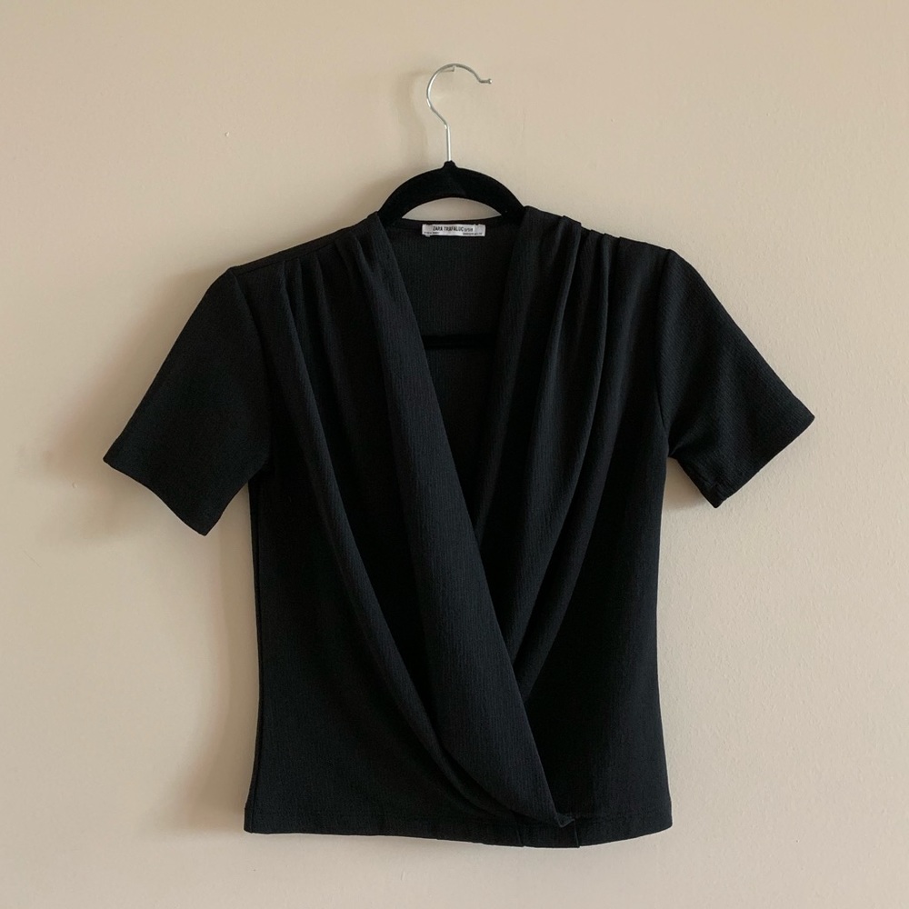•Zara• Short Sleeve Blouse